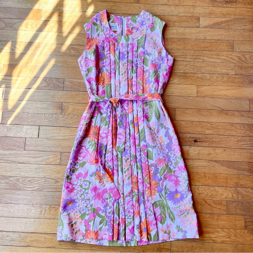 Vintage Tanner of North Carolina  bright floral midi dress medium
